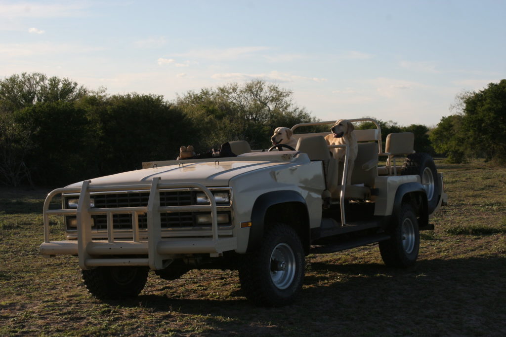 hunting-4x4-vehicle