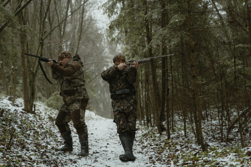 how-should-hunters-who-hunt-together-walk