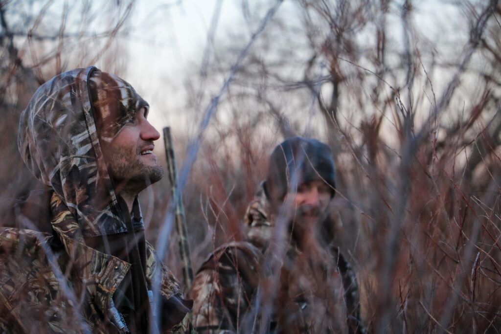 hunting-for-squirrels-with-a-friend